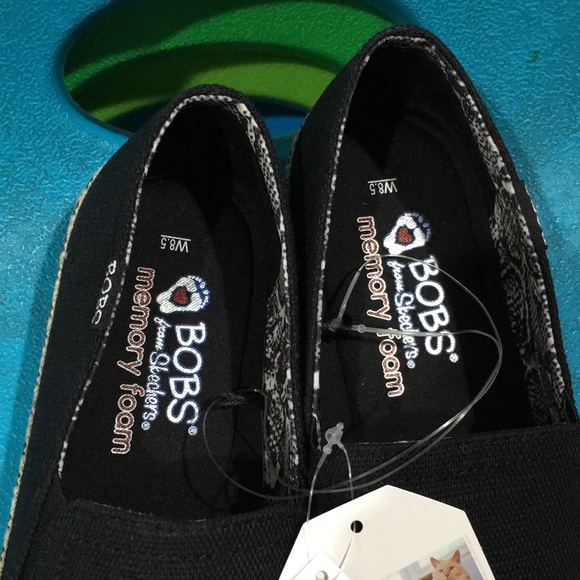 Bobs from skechers memory foam size 8.5 in  black - Picture 4 of 8